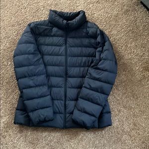 Uniqlo light puffer jacket